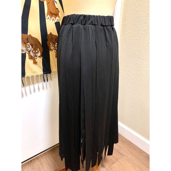 🌈 Stylish Vogue contemporary skirt - Picture 8 of 13